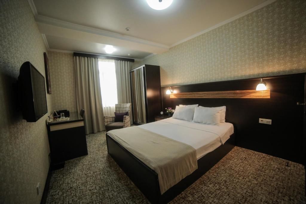 Отель Onyx Hotel Bishkek Бишкек